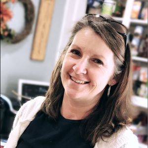 Meet your Posher, Becky